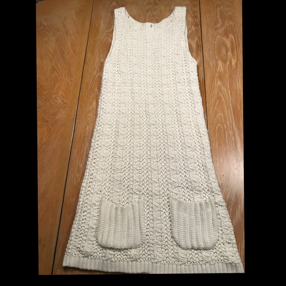 Anthropologie Far Away From Close. Size Small